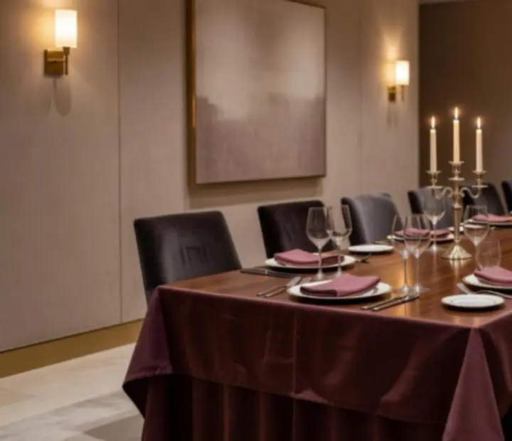 Privát, elegáns rendezvényhelyszín meleg fényekkel